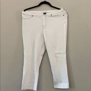 HUE WHITE LEGGINGS